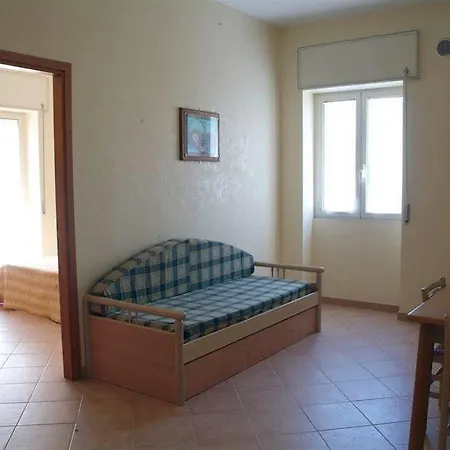 Fontana Vecchia 2*