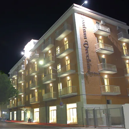 Fontana Vecchia アパートホテル ヴィエステ