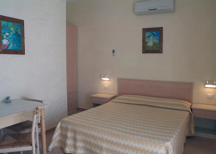 Ξενοδοχείο με διαμερίσματα Fontana Vecchia 4*