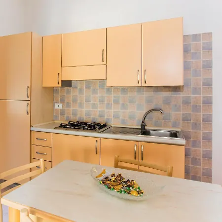 Apart Otel Fontana Vecchia 4*