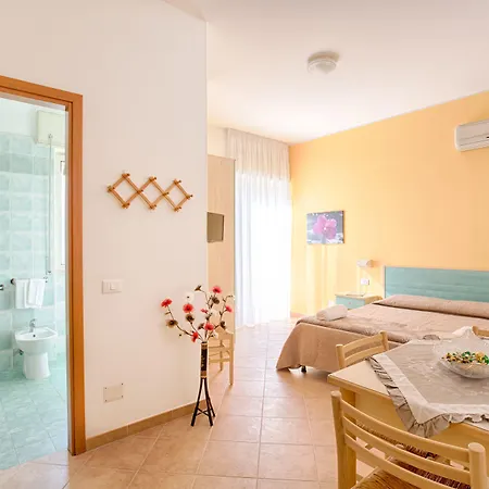 Apart Otel Fontana Vecchia 4*