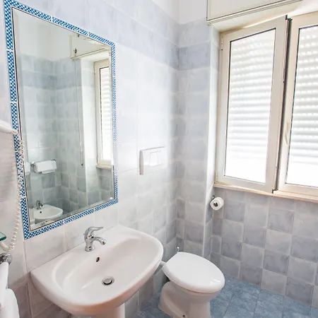 Apart-hotel Fontana Vecchia 4*