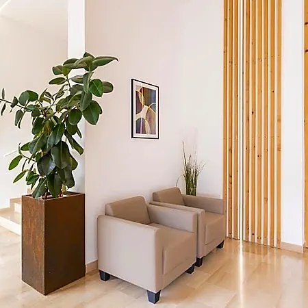 Fontana Vecchia 4*