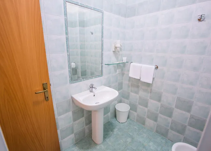 Fontana Vecchia 4*